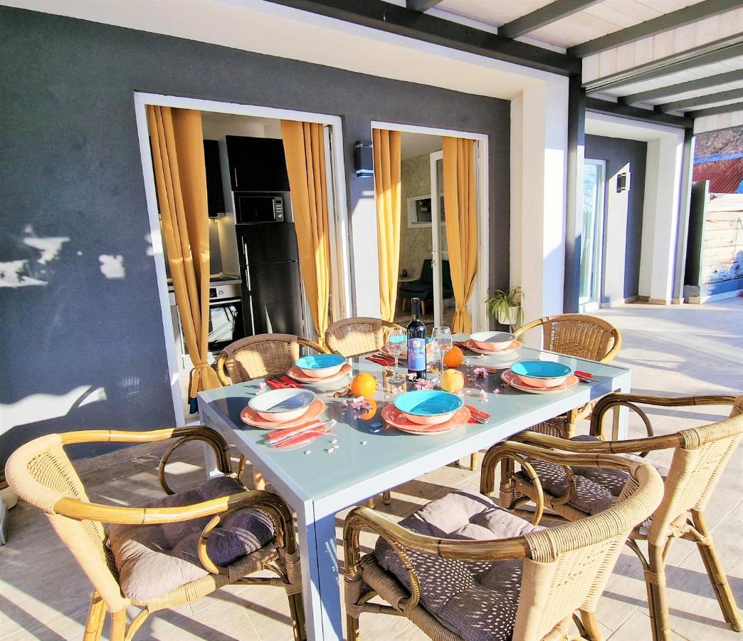 Holiday House Boost With Heated Pool 克利斯 外观 照片